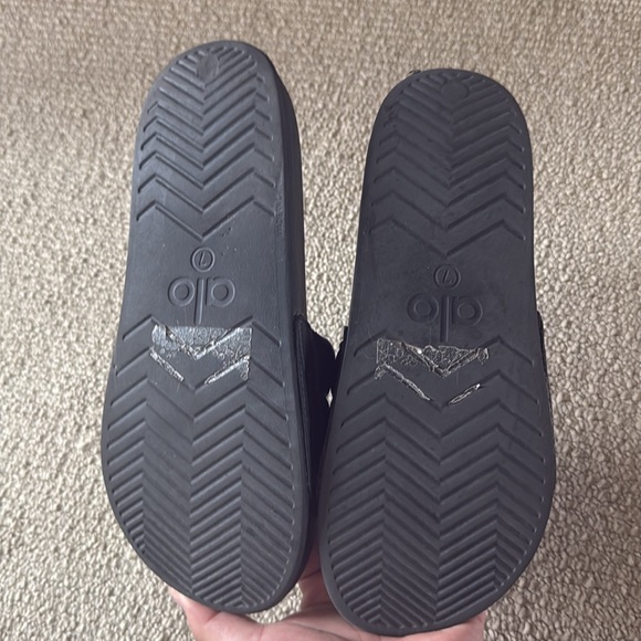 Alo Slides - Picture 2 of 2